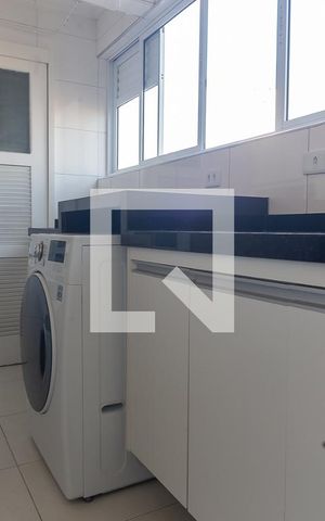 Apartamento à venda com 122m², 3 quartos e 1 vaga Apartamento à venda com 122m², 3 quartos e 1 vagaÁrea de Serviço
