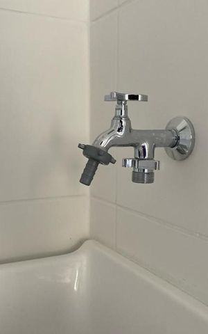 Apartamento à venda com 33m², 2 quartos e sem vaga Apartamento à venda com 33m², 2 quartos e sem vagaLavanderia (Torneira)