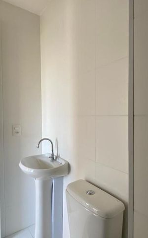 Apartamento à venda com 33m², 2 quartos e sem vaga Apartamento à venda com 33m², 2 quartos e sem vagaBanheiro