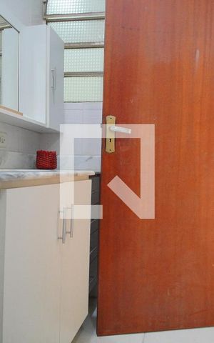 Casa à venda com 380m², 7 quartos e 3 vagasbanheiro 2