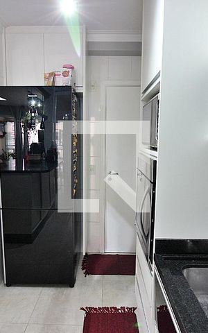 Apartamento à venda com 84m², 2 quartos e 2 vagasCozinha