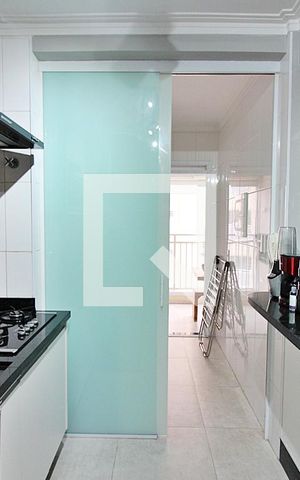 Apartamento à venda com 84m², 2 quartos e 2 vagasCozinha