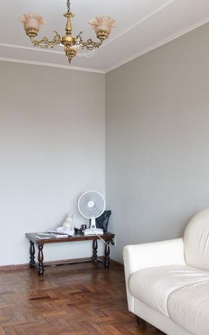 Casa à venda com 130m², 3 quartos e 2 vagas Casa à venda com 130m², 3 quartos e 2 vagasSala