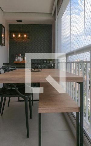 Apartamento à venda com 99m², 3 quartos e 2 vagas Apartamento à venda com 99m², 3 quartos e 2 vagasVaranda da Sala