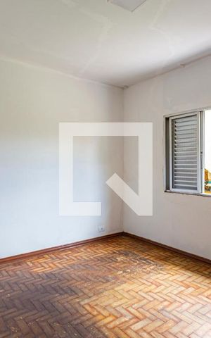Casa à venda com 150m², 3 quartos e 3 vagas Casa à venda com 150m², 3 quartos e 3 vagasQuarto 1