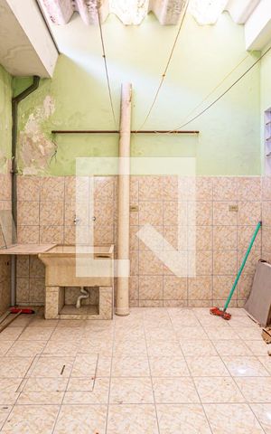 Casa à venda com 150m², 3 quartos e 3 vagas Casa à venda com 150m², 3 quartos e 3 vagasÁrea de Serviço