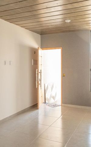 Casa à venda com 110m², 3 quartos e 2 vagasSala