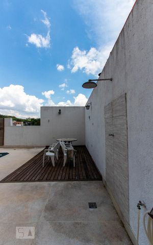 Casa de condomínio para alugar com 500m², 4 quartos e 4 vagasPiscina