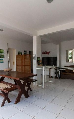 Casa de condomínio para alugar com 500m², 4 quartos e 4 vagasChurrasqueira