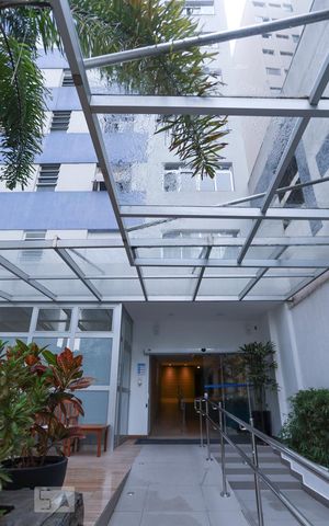 Apartamento para alugar com 108m², 2 quartos e 1 vagaFachada