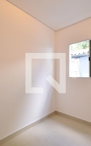 Casa para alugar com 44m², 1 quarto e sem vagaQuarto
