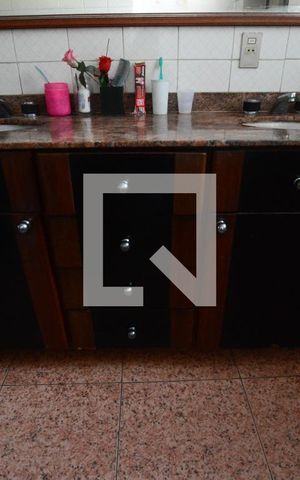 Casa para alugar com 100m², 4 quartos e 1 vagaBanheiro 1