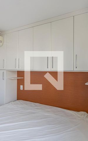Apartamento para alugar com 78m², 3 quartos e 2 vagas Apartamento para alugar com 78m², 3 quartos e 2 vagasSuíte