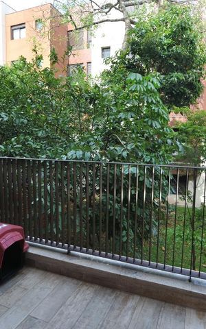 Apartamento à venda com 93m², 2 quartos e 2 vagasQuarto 2 - Vista
