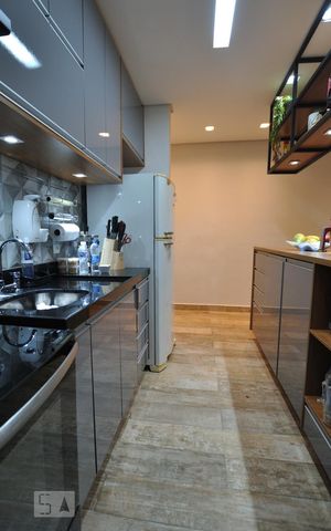 Apartamento à venda com 93m², 2 quartos e 2 vagasCozinha