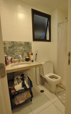 Apartamento à venda com 93m², 2 quartos e 2 vagasBanheiro