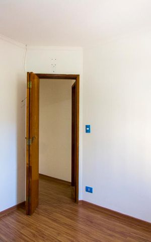 Casa para alugar com 48m², 2 quartos e 1 vaga Casa para alugar com 48m², 2 quartos e 1 vagaQuarto 1