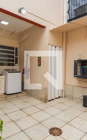 Casa à venda com 136m², 3 quartos e 1 vaga Casa à venda com 136m², 3 quartos e 1 vagaLavanderia com churrasqueira