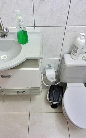 Casa à venda com 256m², 4 quartos e 2 vagasBanheiro Social