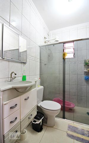 Casa à venda com 256m², 4 quartos e 2 vagasBanheiro Social