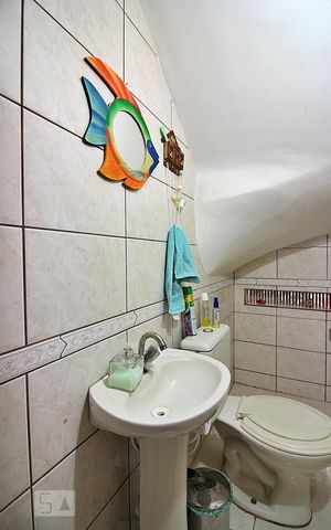 Casa à venda com 256m², 4 quartos e 2 vagaslavabo da Sala