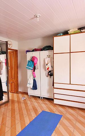 Casa à venda com 256m², 4 quartos e 2 vagasQuarto 4