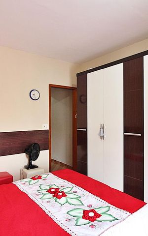Casa à venda com 256m², 4 quartos e 2 vagasQuarto 1 