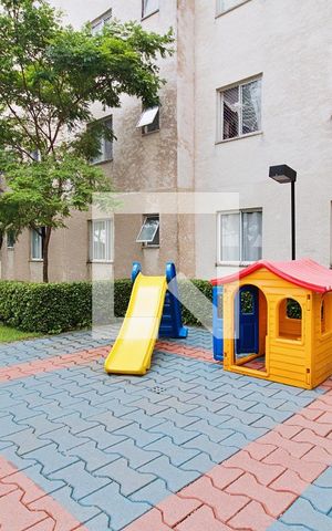 Apartamento para alugar com 43m², 2 quartos e 1 vaga Apartamento para alugar com 43m², 2 quartos e 1 vagaÁrea Comum - Playground