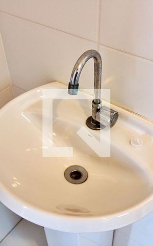 Apartamento para alugar com 43m², 2 quartos e 1 vaga Apartamento para alugar com 43m², 2 quartos e 1 vagaBanheiro