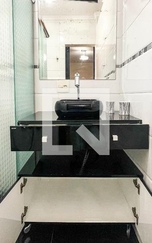 Apartamento à venda com 111m², 3 quartos e 1 vaga Apartamento à venda com 111m², 3 quartos e 1 vagaBanheiro da Suíte