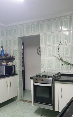 Casa à venda com 240m², 5 quartos e 3 vagasCasa 2 - Cozinha