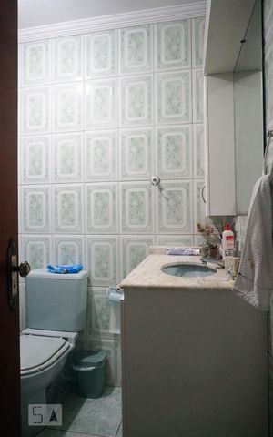 Casa à venda com 240m², 5 quartos e 3 vagasCasa 2 - Banheiro Social