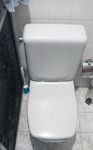 Casa à venda com 240m², 5 quartos e 3 vagasCasa 1 - Banheiro