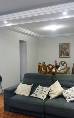Casa à venda com 240m², 5 quartos e 3 vagasCasa 2 - Sala
