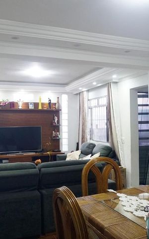 Casa à venda com 240m², 5 quartos e 3 vagasCasa 2 - Sala