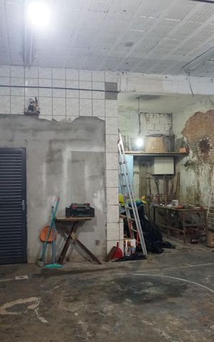 Casa à venda com 240m², 5 quartos e 3 vagasGaragem