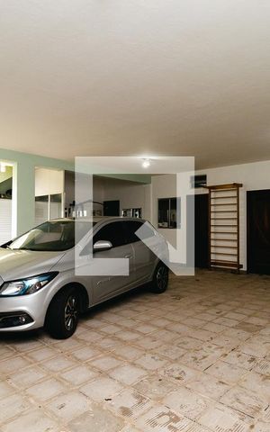 Casa à venda com 372m², 3 quartos e 4 vagasGaragem