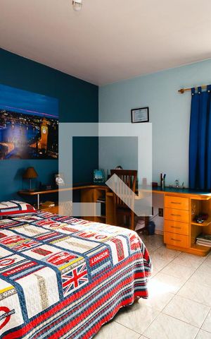 Casa à venda com 372m², 3 quartos e 4 vagasQuarto 2