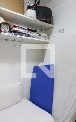 Apartamento à venda com 279m², 3 quartos e 4 vagas Apartamento à venda com 279m², 3 quartos e 4 vagasQuarto de Serviço