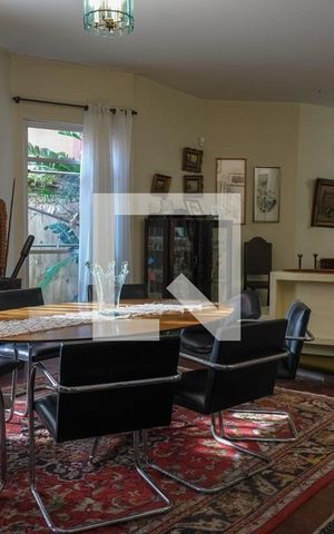 Casa para alugar com 450m², 5 quartos e 7 vagas Casa para alugar com 450m², 5 quartos e 7 vagasSala