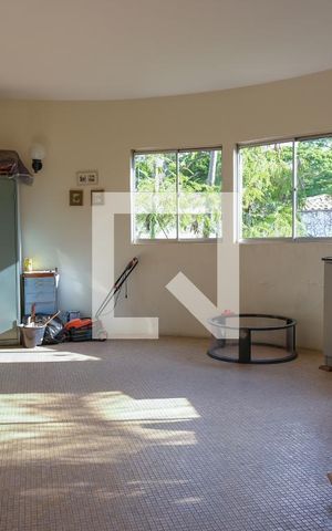 Casa para alugar com 450m², 5 quartos e 7 vagas Casa para alugar com 450m², 5 quartos e 7 vagasÁrea comum
