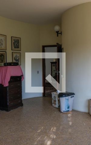 Casa para alugar com 450m², 5 quartos e 7 vagas Casa para alugar com 450m², 5 quartos e 7 vagasÁrea comum