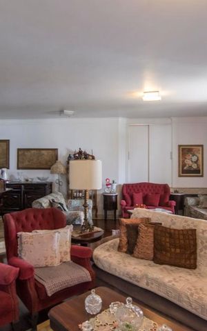 Apartamento à venda com 187m², 4 quartos e 3 vagas Apartamento à venda com 187m², 4 quartos e 3 vagasSala