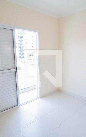 Casa à venda com 84m², 3 quartos e 3 vagas Casa à venda com 84m², 3 quartos e 3 vagasQuarto 1
