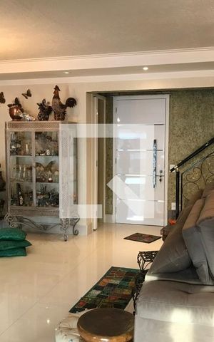 Apartamento à venda com 294m², 4 quartos e 4 vagas Apartamento à venda com 294m², 4 quartos e 4 vagasSala