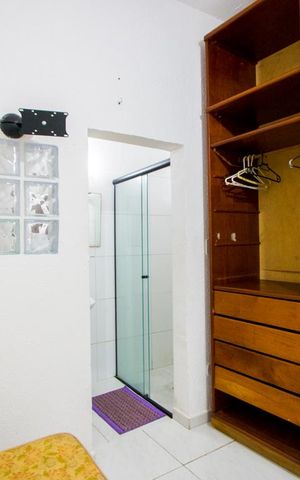 Casa à venda com 290m², 5 quartos e 5 vagas Casa à venda com 290m², 5 quartos e 5 vagasQuarto 5 - Suíte