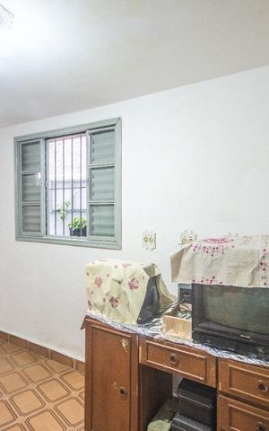 Casa à venda com 110m², 4 quartos e 1 vagaQuarto 4