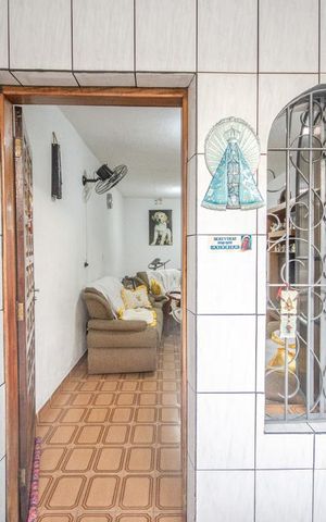 Casa à venda com 110m², 4 quartos e 1 vagaEntrada