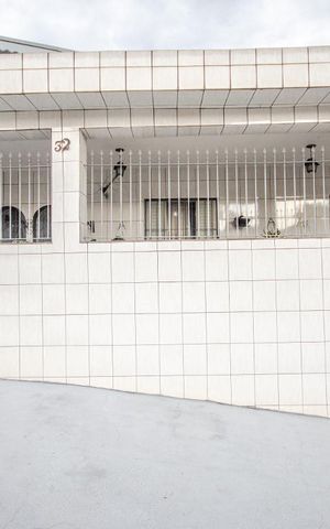Casa à venda com 110m², 4 quartos e 1 vagaFachada