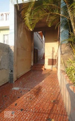 Casa à venda com 199m², 3 quartos e 2 vagas Casa à venda com 199m², 3 quartos e 2 vagasÁrea Externa